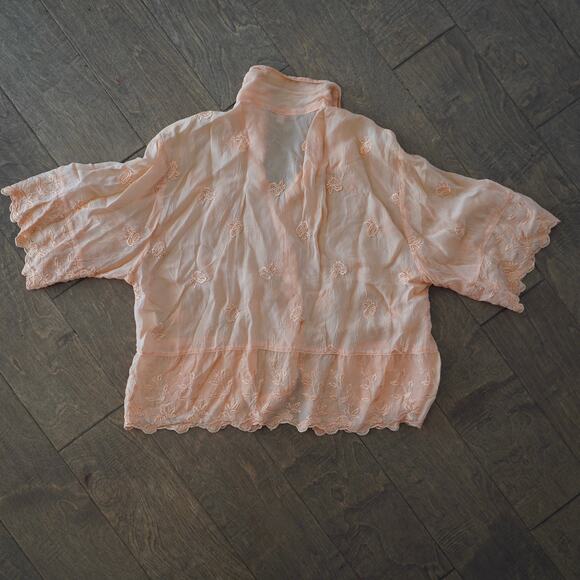 Johnny Was Collared Short Sleeve Cropped Top Peach Womens Size XS - Picture 2 of 7